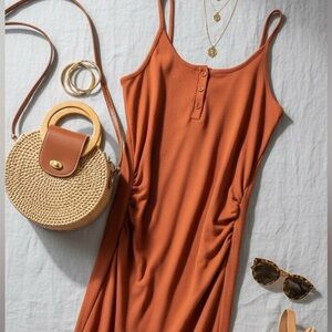Heart and Hips Elegant Rust Sleeveless Dress